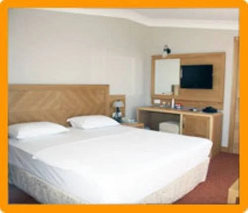 Lonicera Garden Hotel (ex. Lonicera Kosdere)