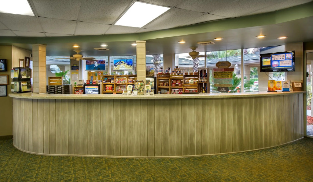 Days Inn & Suites by Wyndham Jekyll Island