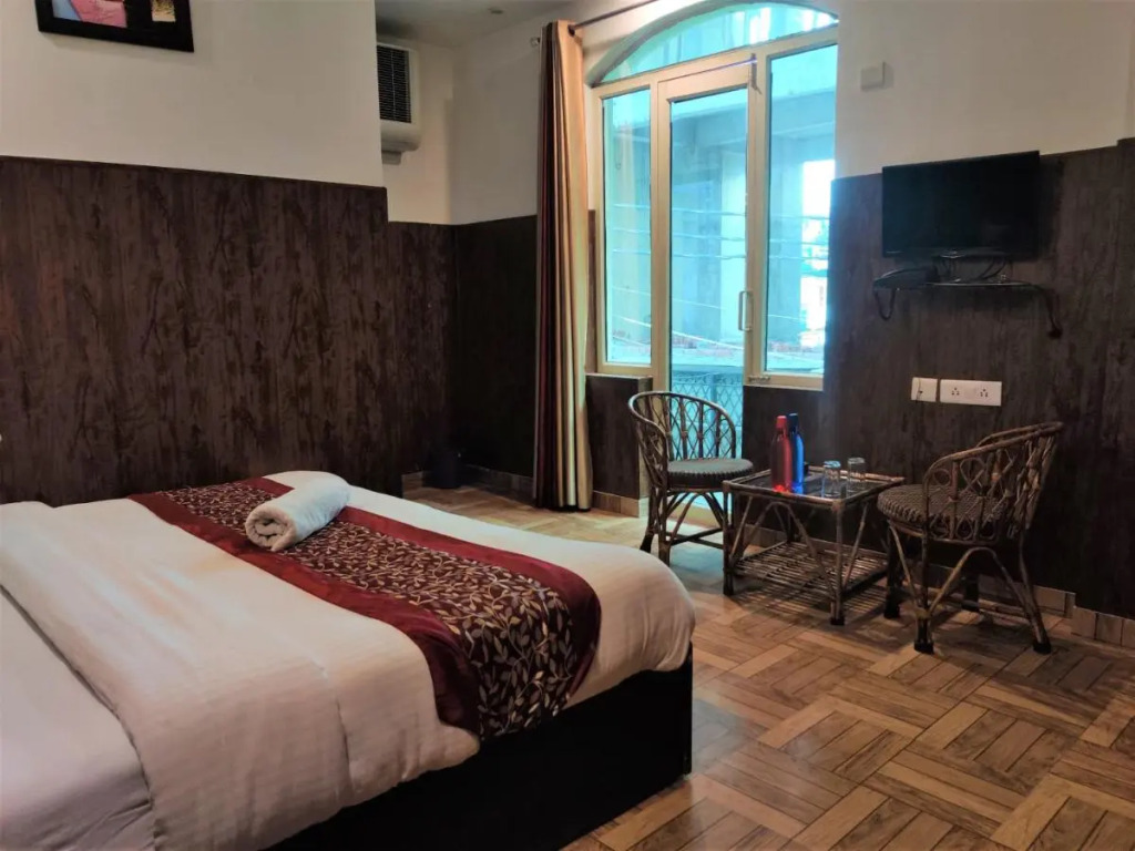 PerfectStayz Value Hills Tapovan