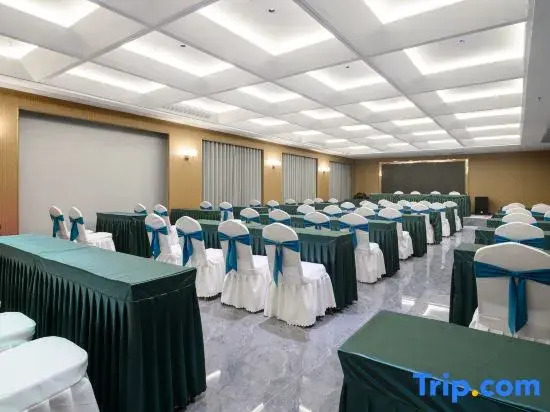 Wenchang Jinyuan Hotel