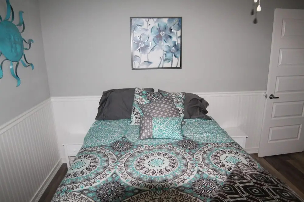 Pet Friendly, 3 BR, 2 BA, Private Pool - Sunset Harbor