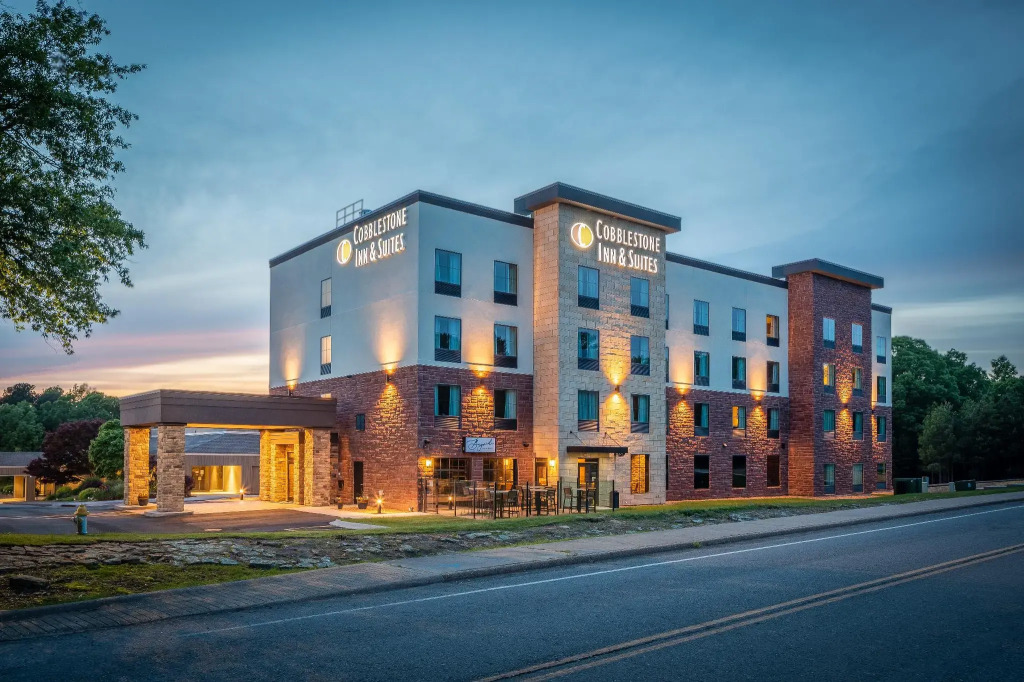 Cobblestone Inn & Suites Fairfield Bay