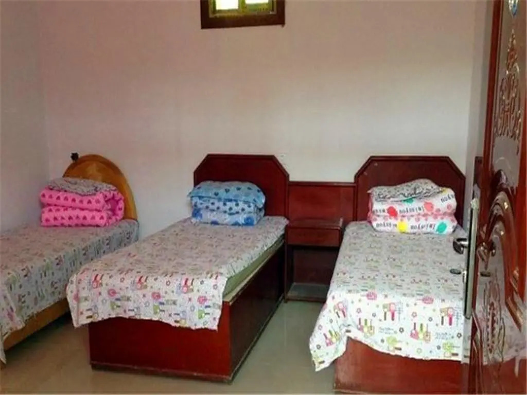 Yuequan Xiaozhu Youth Hostel
