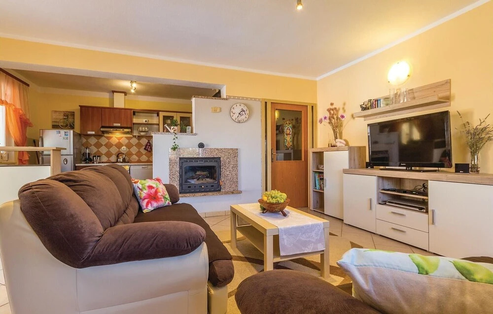 Stunning Home in Vodnjan With Wifi and 3 Bedrooms