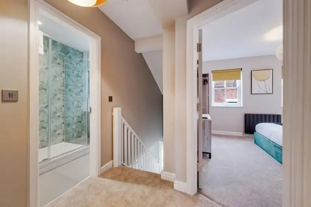 Host Apartments The Pilgrim Coach House II