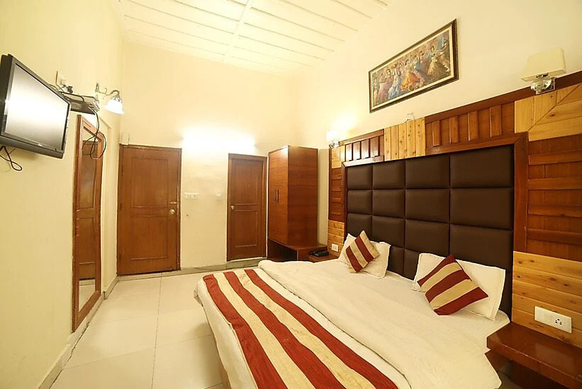 Hotel Kahkashan
