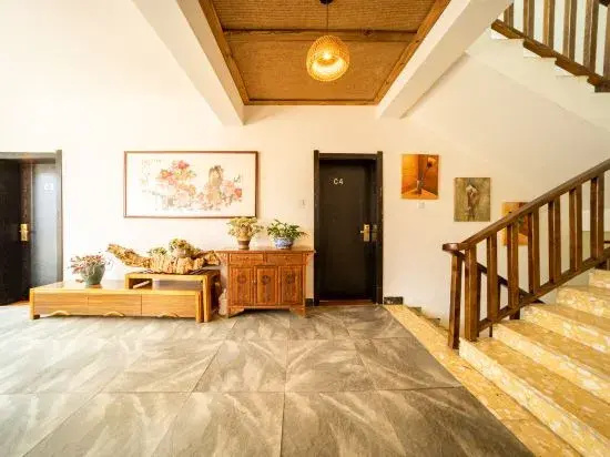 DaLi·Flowers bloom that year raditional garden experience homestay (Ancient City Branch)