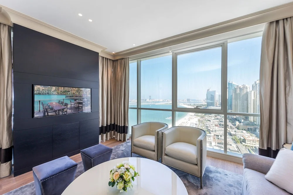 Al Bateen · Ultra Luxury JBR · Private Beach and Pool