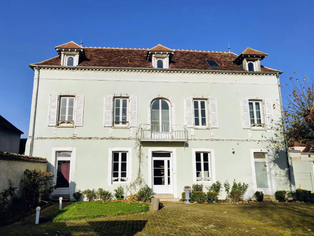 Villa Clément AppartHotel St Clément proche de Sens