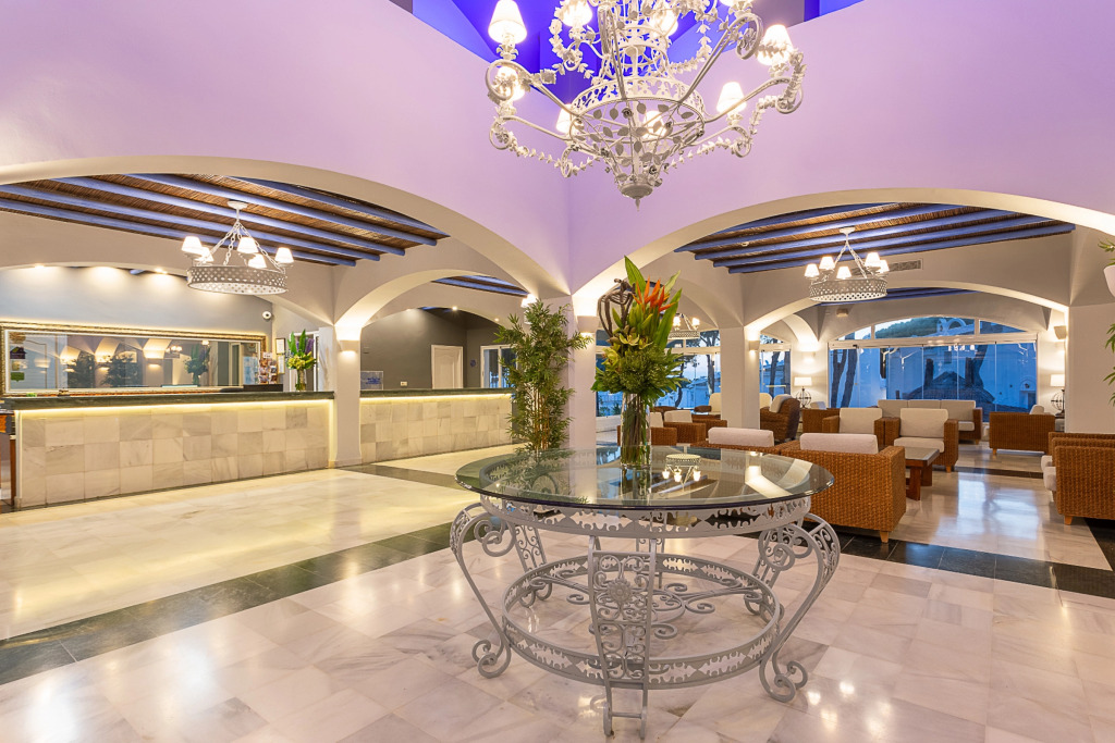 Marbella Resort 8