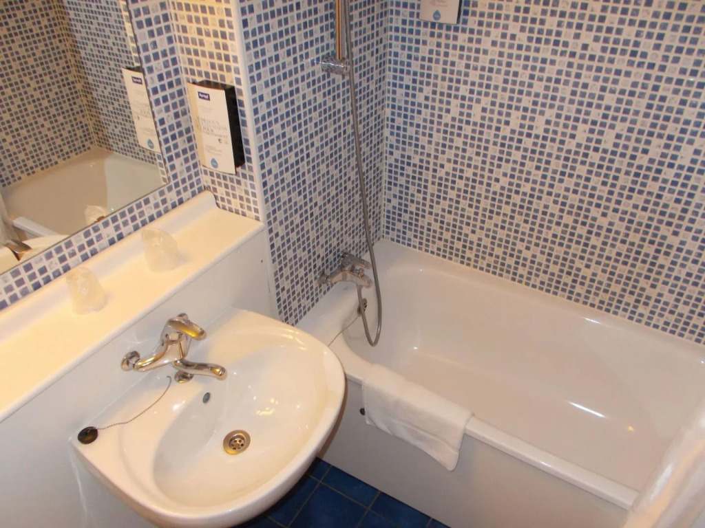 Kyriad Tarbes Odos
