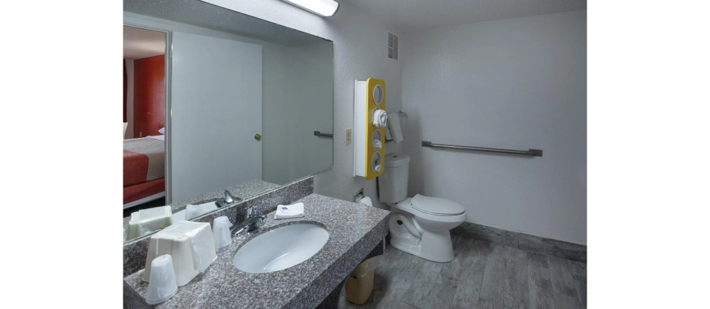 Motel 6-Corona, CA
