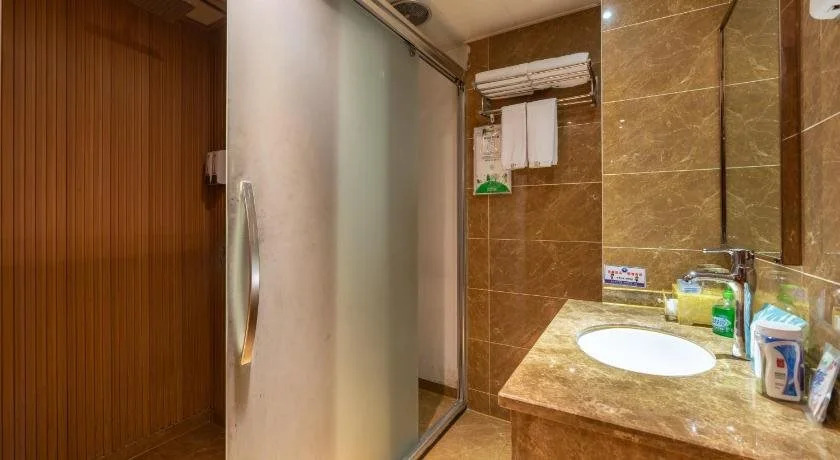 Yiwu Holton Hotel