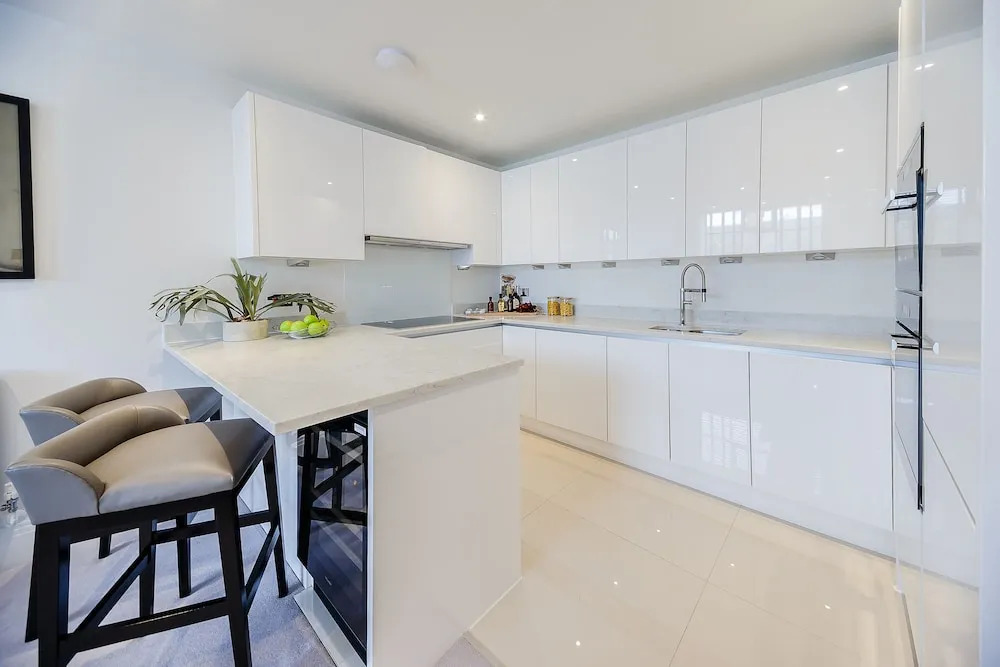 Palace Wharf Apartments