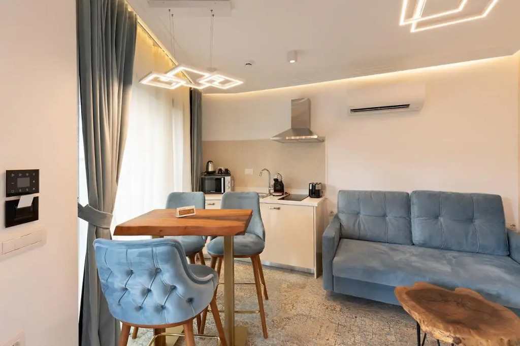 Lazar Lux Suites - Ammoudara