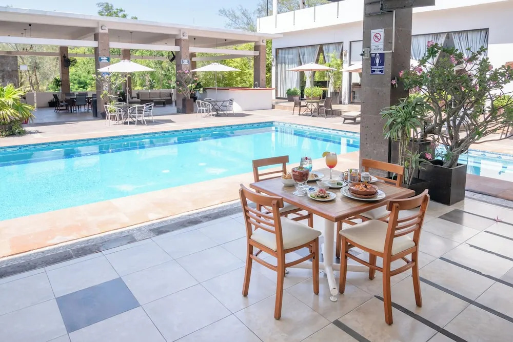 Hotel Tres Soles