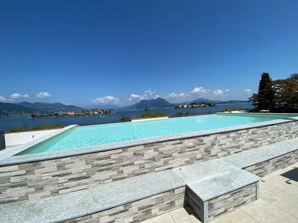 Amadeus Apartment With Lake View in Baveno