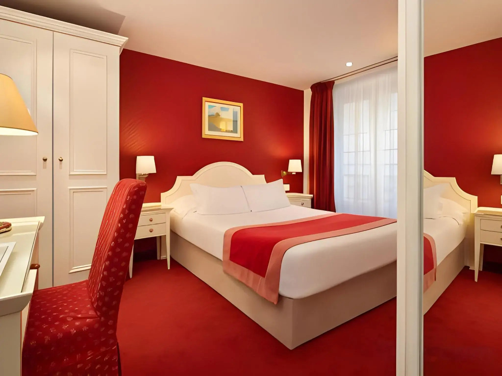 Austins Arts Et Metiers Hotel