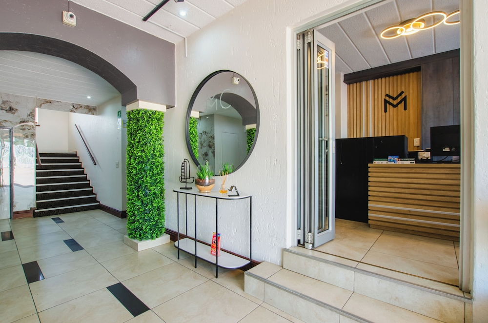 Melrose Corner Self-Catering Hotel Apartments