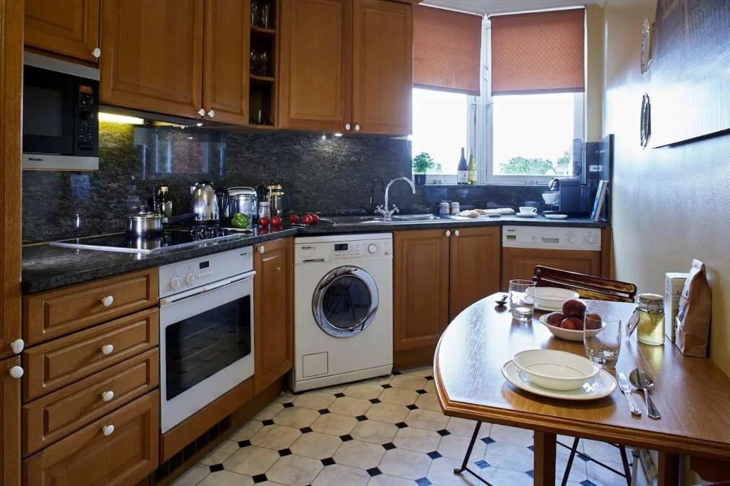 Cheval Thorney Court at Hyde Park