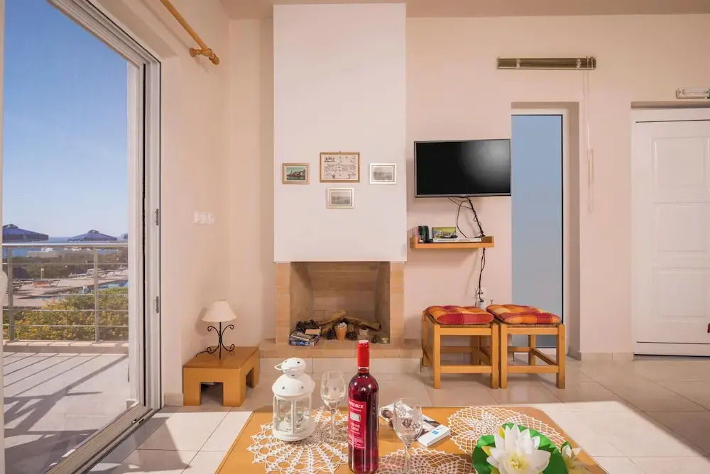 Cretan View Apartments with sea view