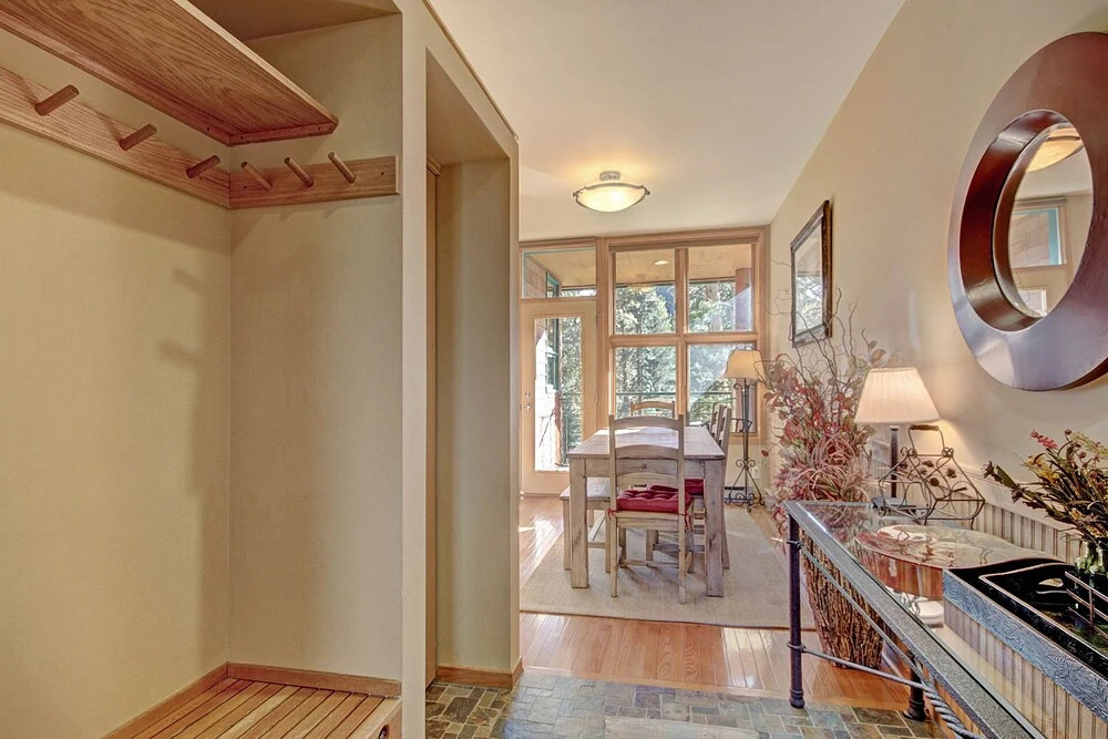 1926 Soda Springs Ii 3 Bedroom Townhouse by RedAwning