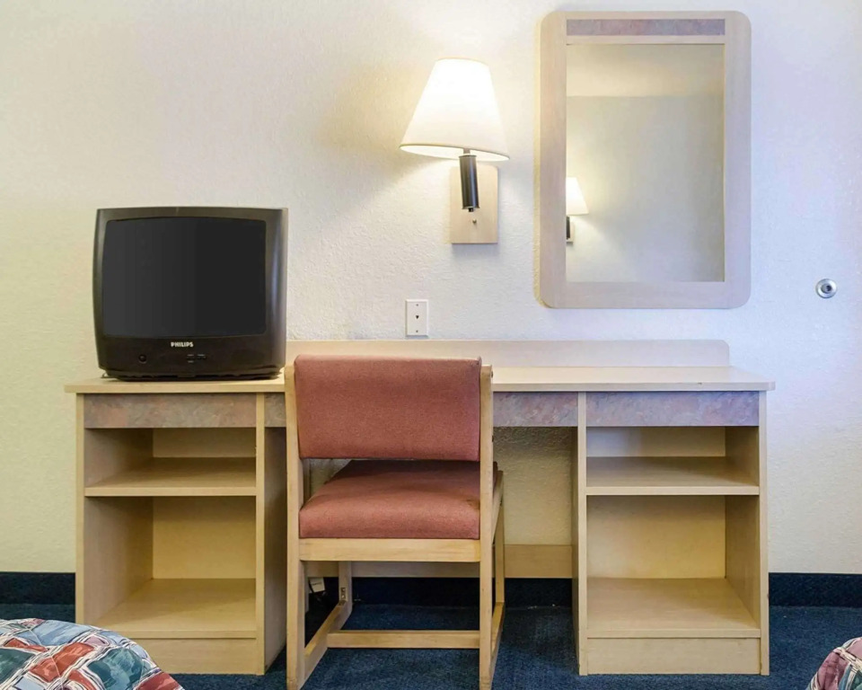 Express Inn Near Columbus Airport