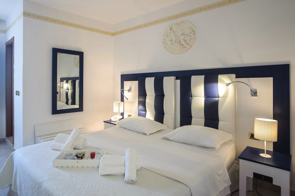 Franco Giaquinto Hotel