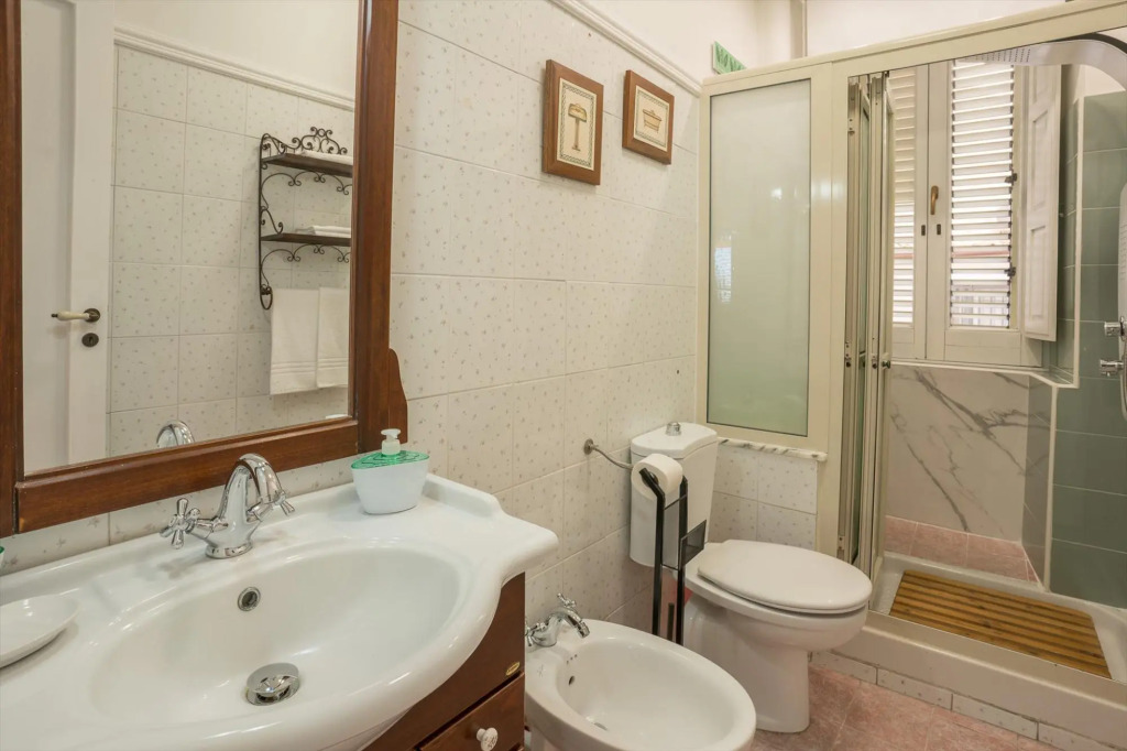 SR-I754-CIRC6AT_X - Maniace sea view apartment