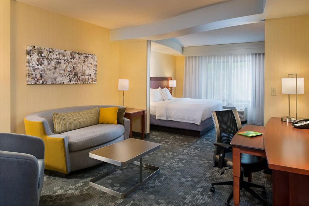 Courtyard by Marriott Hanover Lebanon