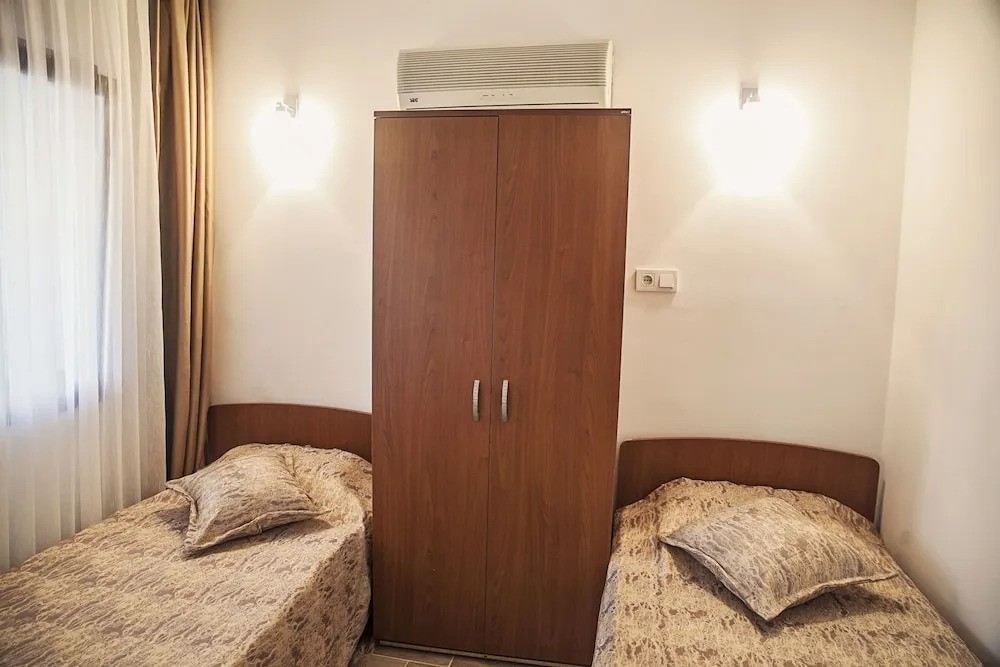 Stone Hotel