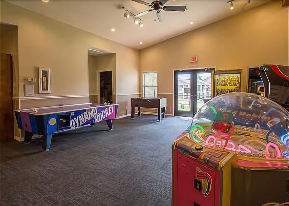 Overlook Grove - 2 Br Condo