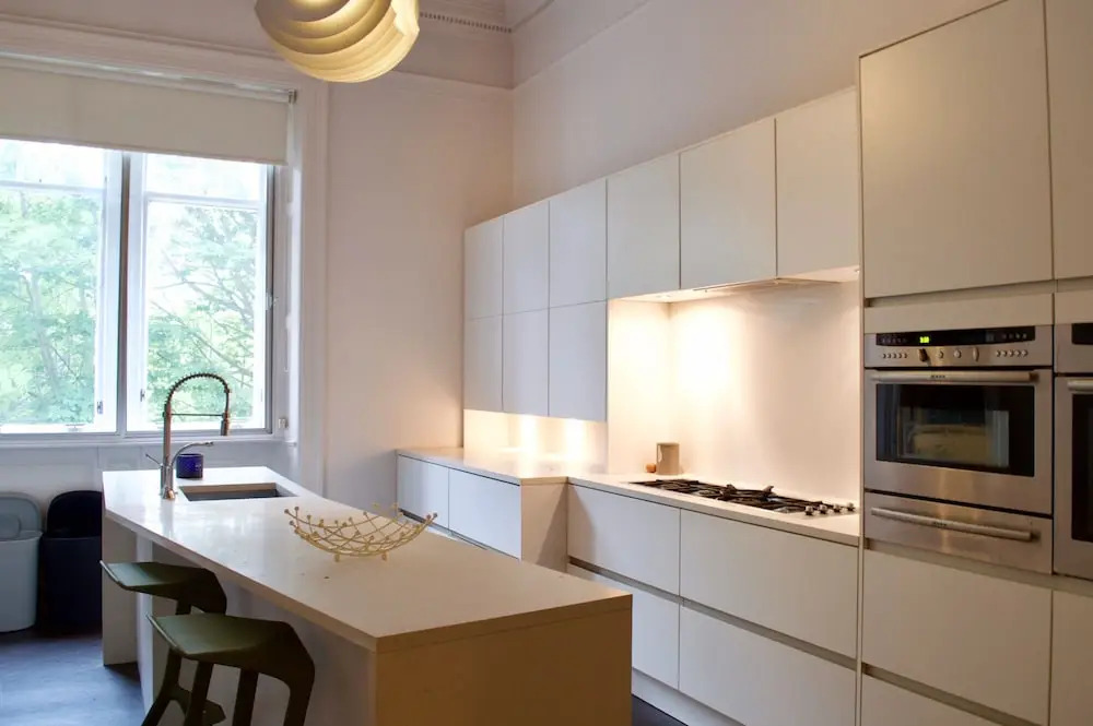 2 Bedroom Apartment With Free Parking