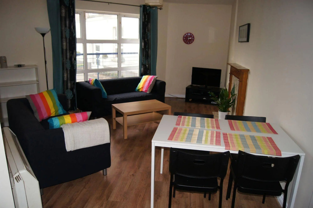 Waterside Holiday Apartments