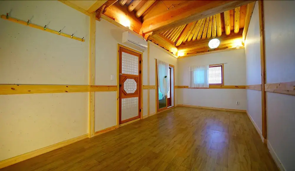 Beautiful House Hanok Stay