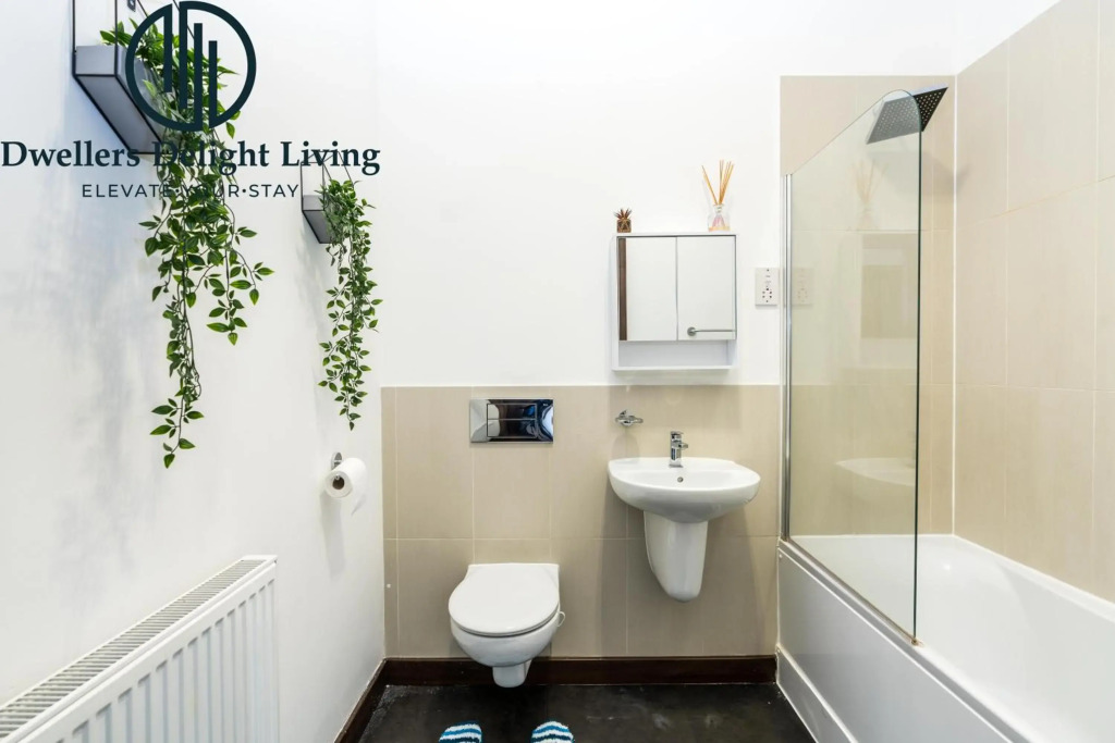 Dagenham - Dwellers Delight Living Ltd Services Accommodation - Greater London , 2 Bed Apartment with free WiFi & secure parking