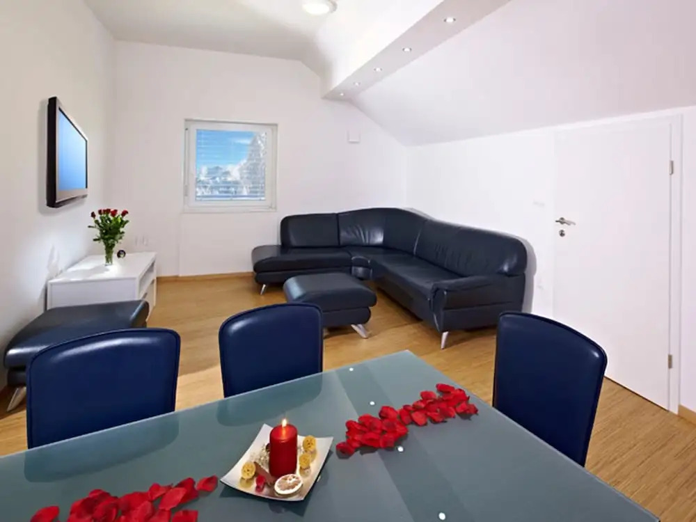 Apartments & Wellness Skok