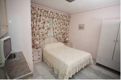 Hostal Almijara