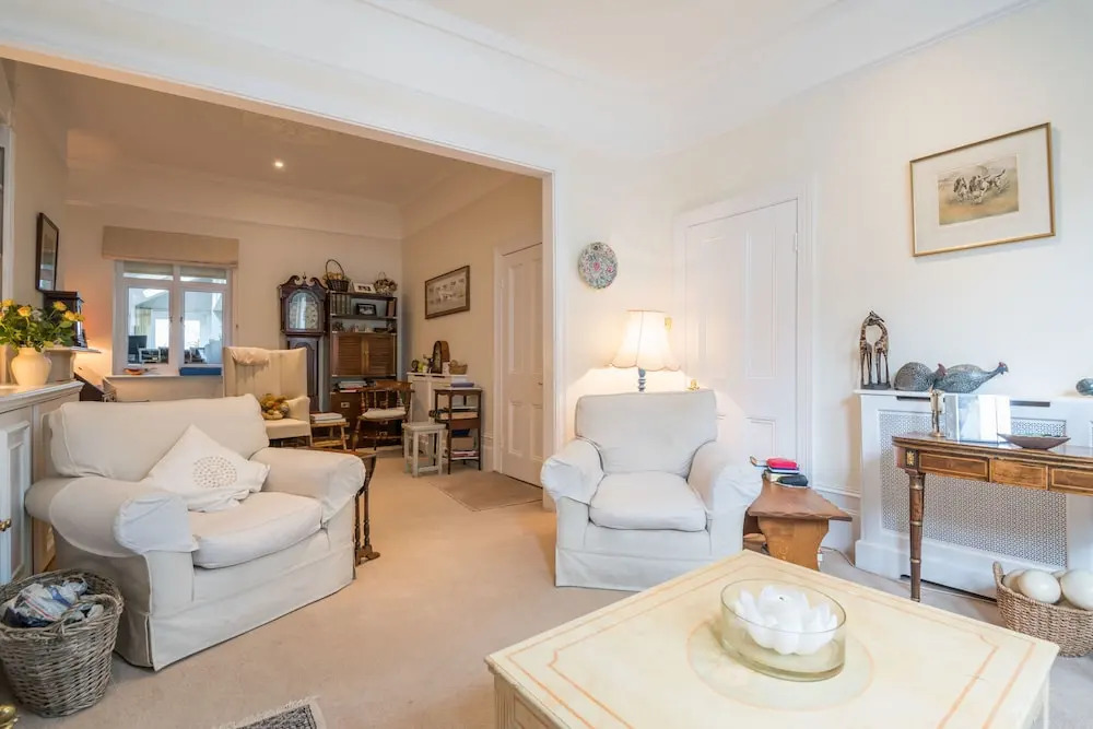 Stunning Wandsworth Home close to the River Thames