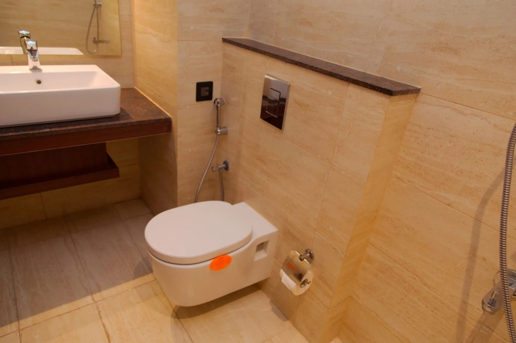 FabHotel High Rise Suites - Nr Marathahalli Bridge