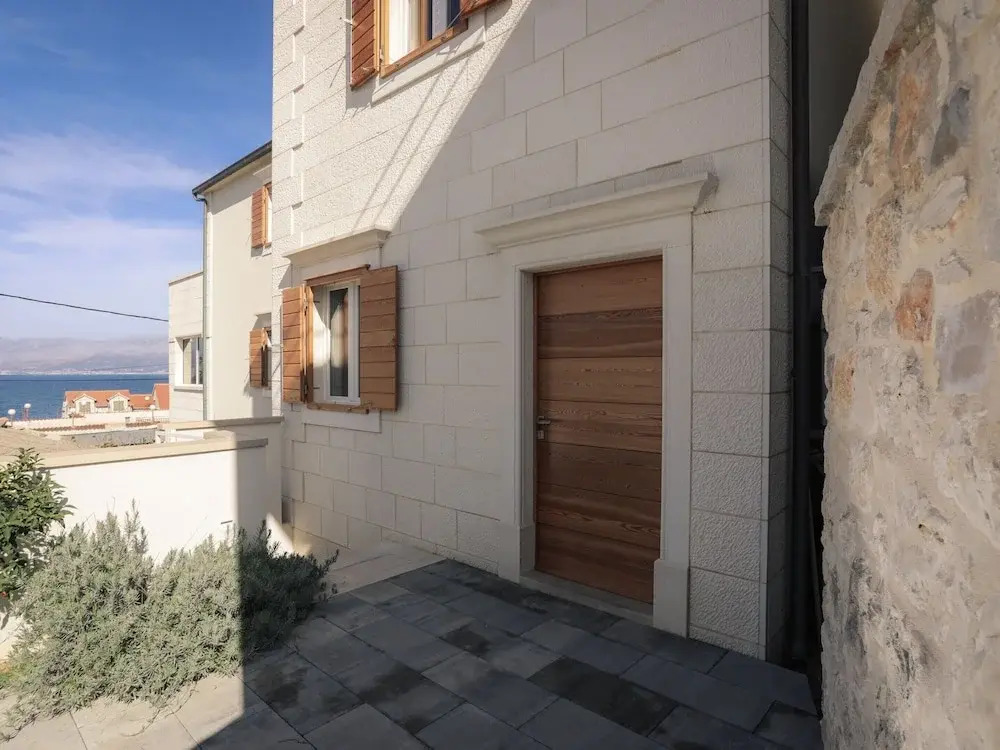 Apartment M&J - Comfort Two Bedroom Apartment With Terrace and Sea View
