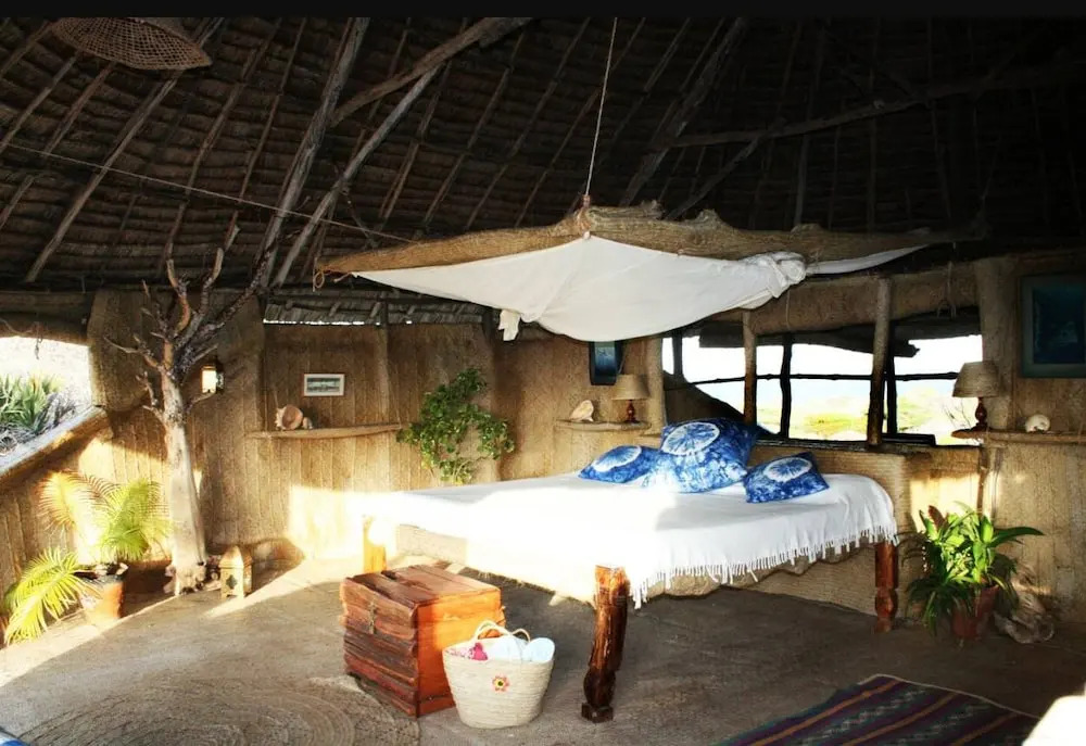 Mikes Camp Kiwayu