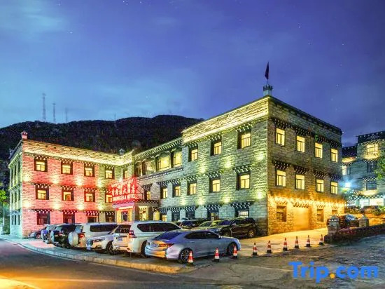 Daocheng Yading Shangra Hotel