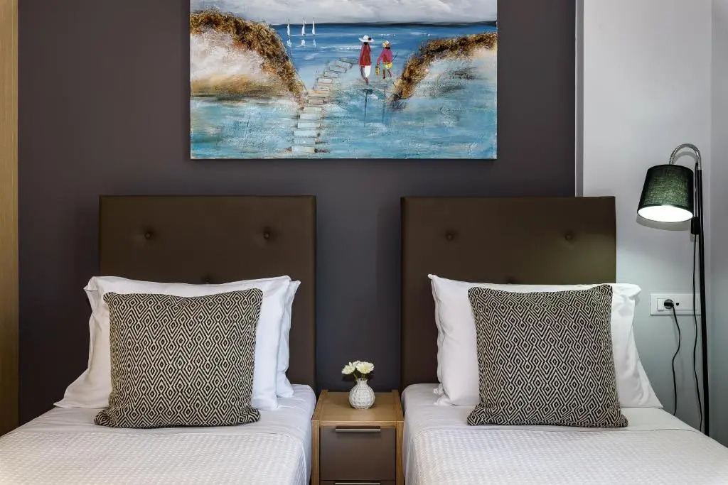 City Breeze Apartment