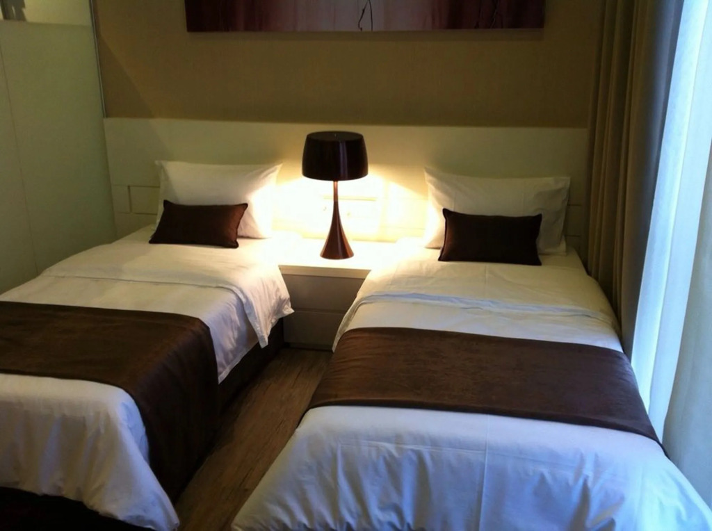 T Hotel Macallum
