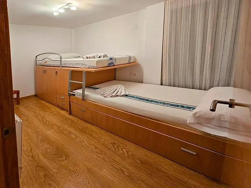 Apartamentos Canfranc Pueblo 3000