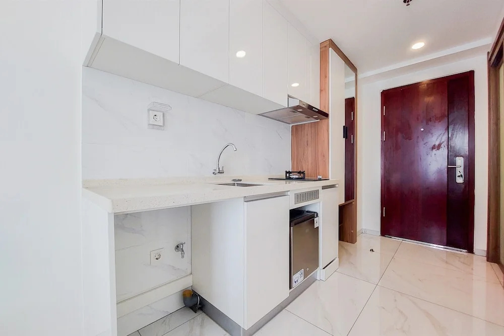 Comfortable And Homey Studio Apartment At Sky House Alam Sutera