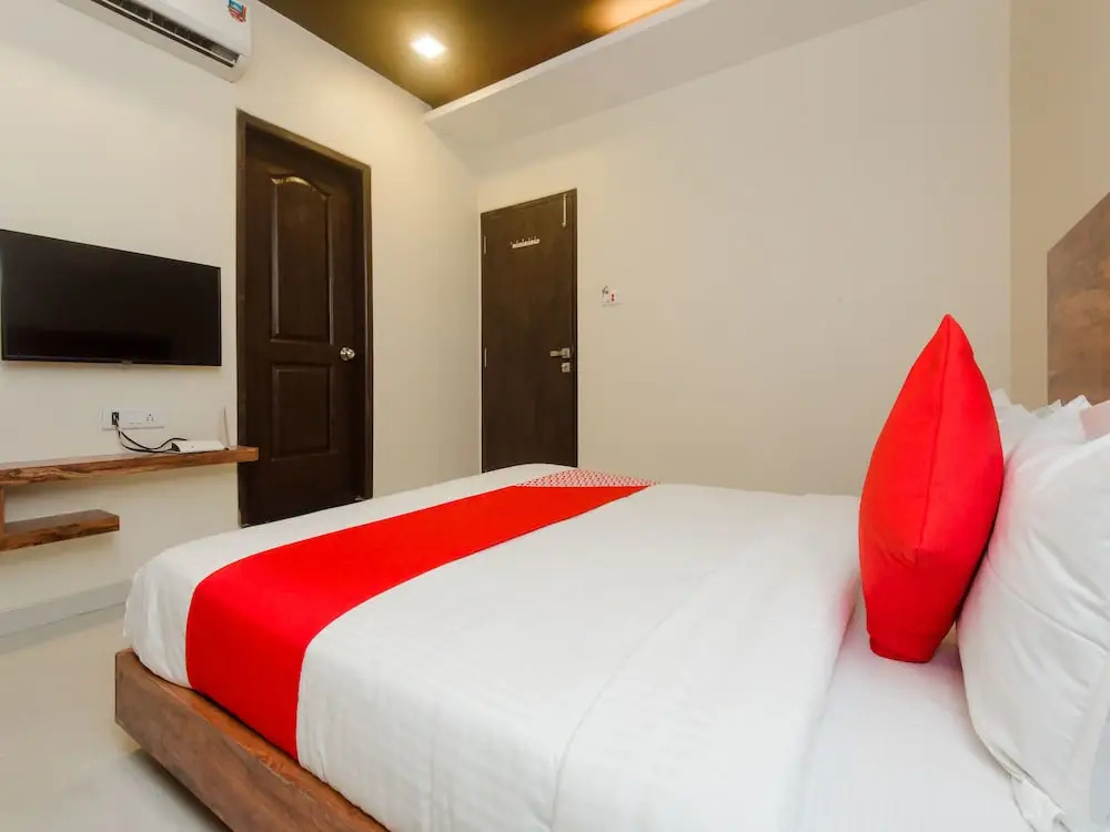 Hotel Sai Comforts