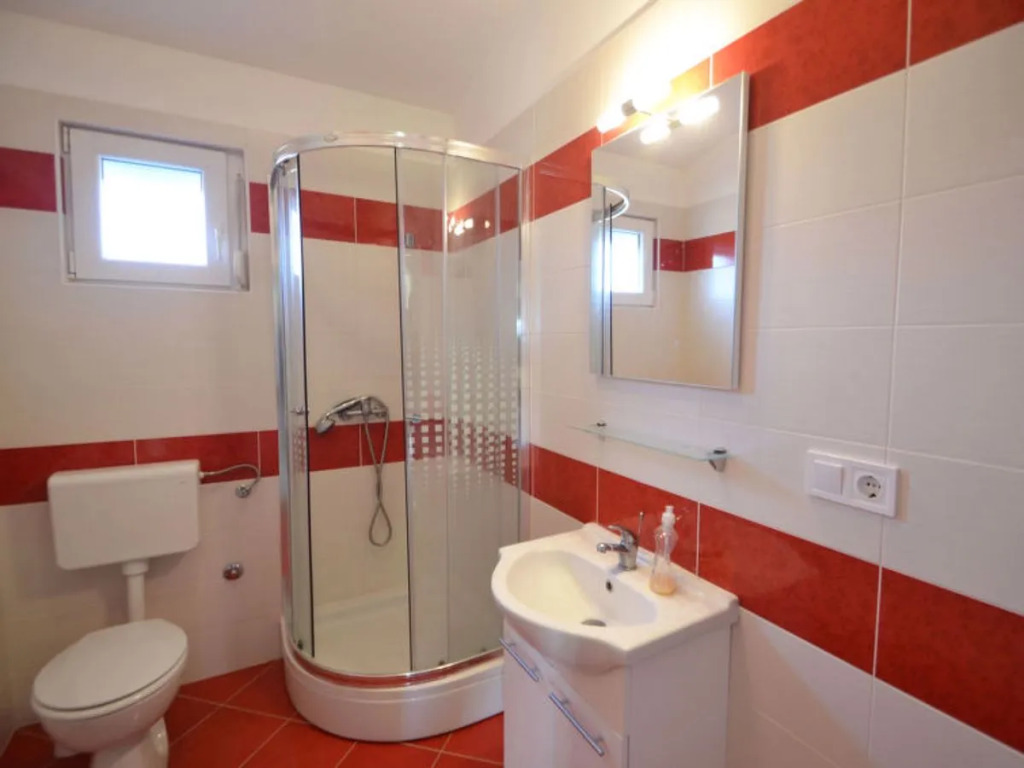 Apartment Ivan Maslenica 41270