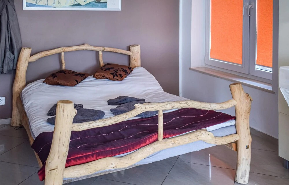 Awesome apartment in Mikolajki with WiFi